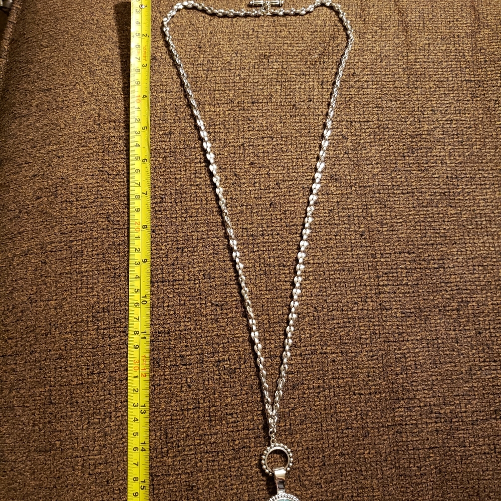 Beautiful necklace, like new! - Picture 6 of 7